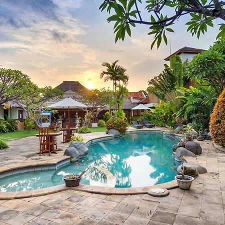 Desamuda Village Seminyak Exterior foto