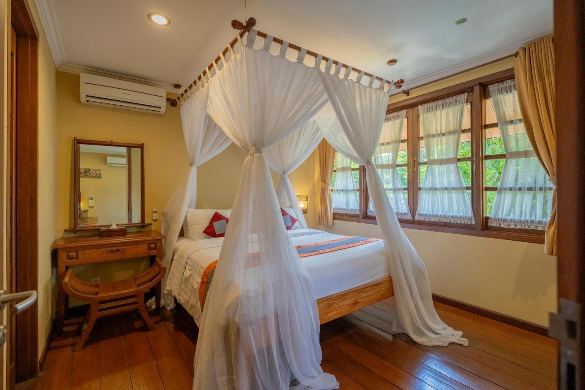 Desamuda Village Seminyak Exterior foto