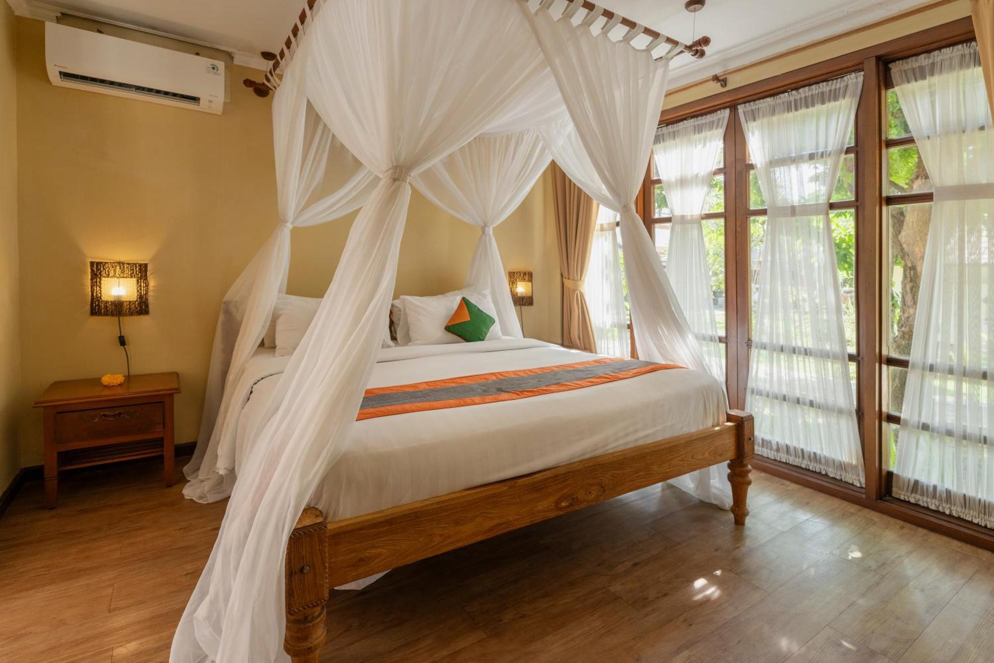 Desamuda Village Seminyak Exterior foto